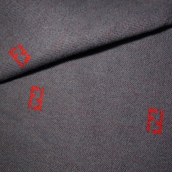 Fendi 100% Wool Monogram Logo Scarf Made In Italy, Size 12.5 in x 71 in - Picture 8 of 11